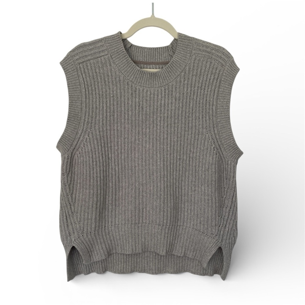 Brochu Walker Cashmere Sweater Vest V Neck Chunky Knit Preppy Minimalist Luxury